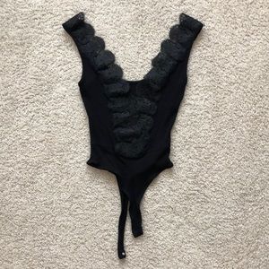 Ravalli Black Lace Ribbed Sleeveless Bodysuit